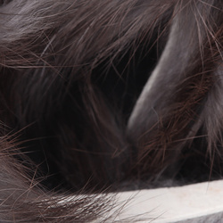 Hareline Tiras Magnum de pele de coelho com pelo