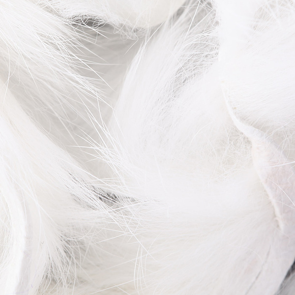 Hareline Tiras de pele de coelho com pelo de corte transversal